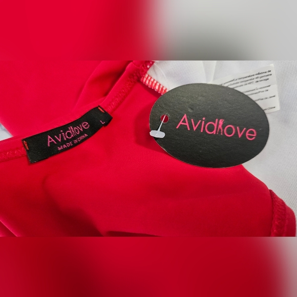 NWT One should bikini top, Red,  Ruffles - Picture 2 of 3